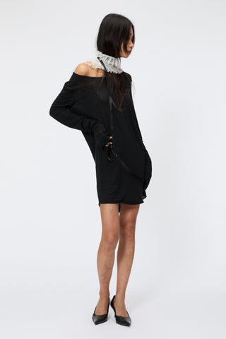 VIVIENNE JABOT