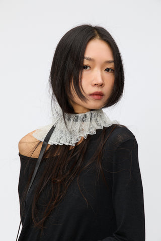VIVIENNE JABOT