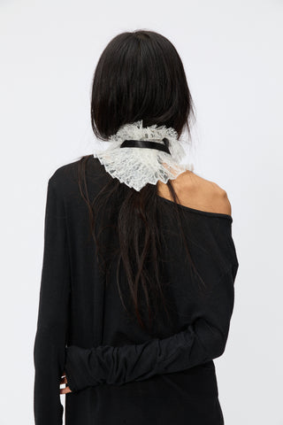 VIVIENNE JABOT